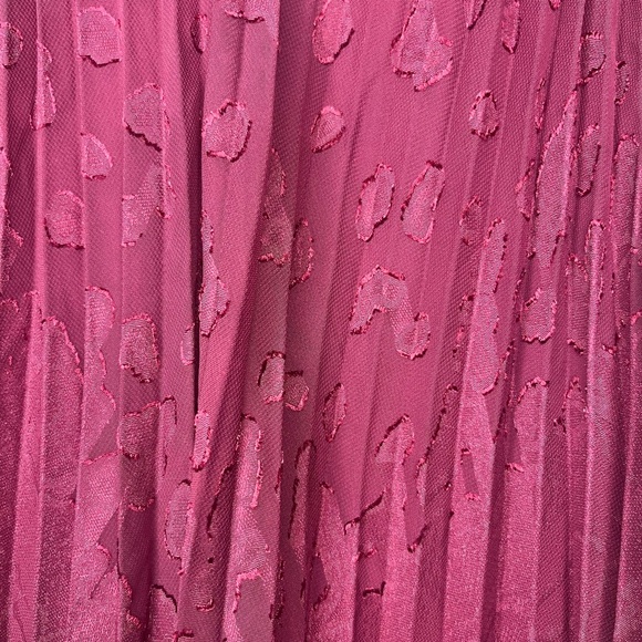 NWT Anthropologie Toulon BellSleeve Pleated Burnout
Mini Dress Plum Size s - Picture 7 of 7